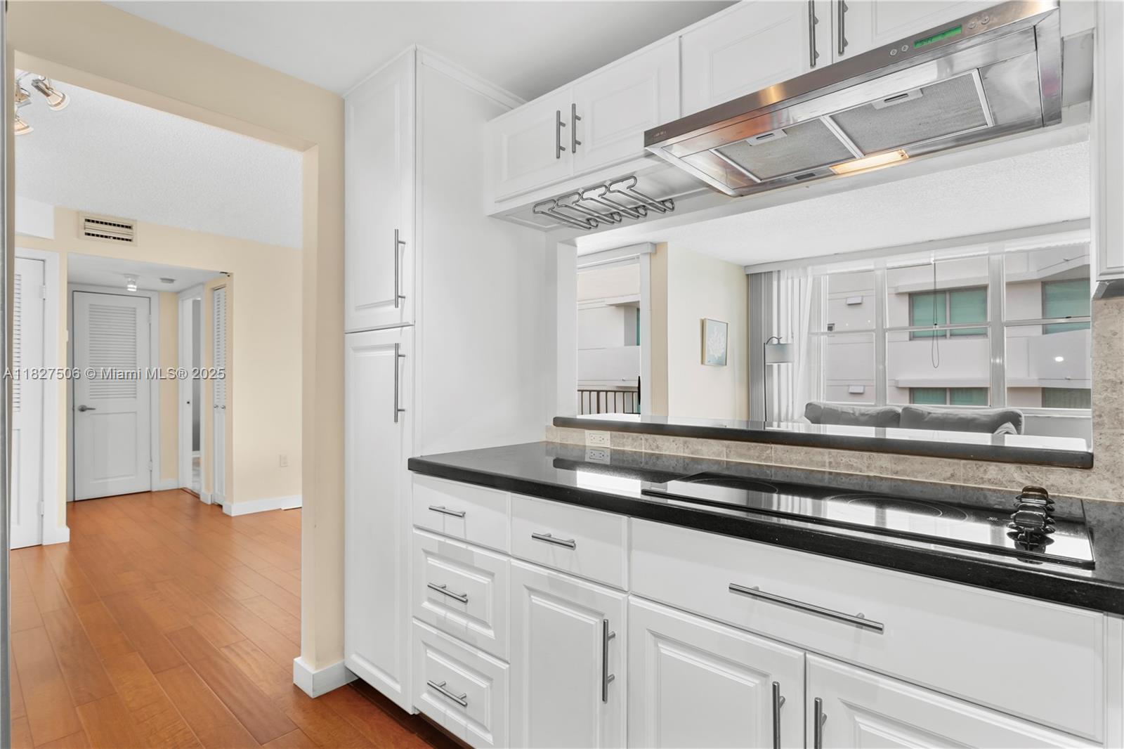 Property photo # 8