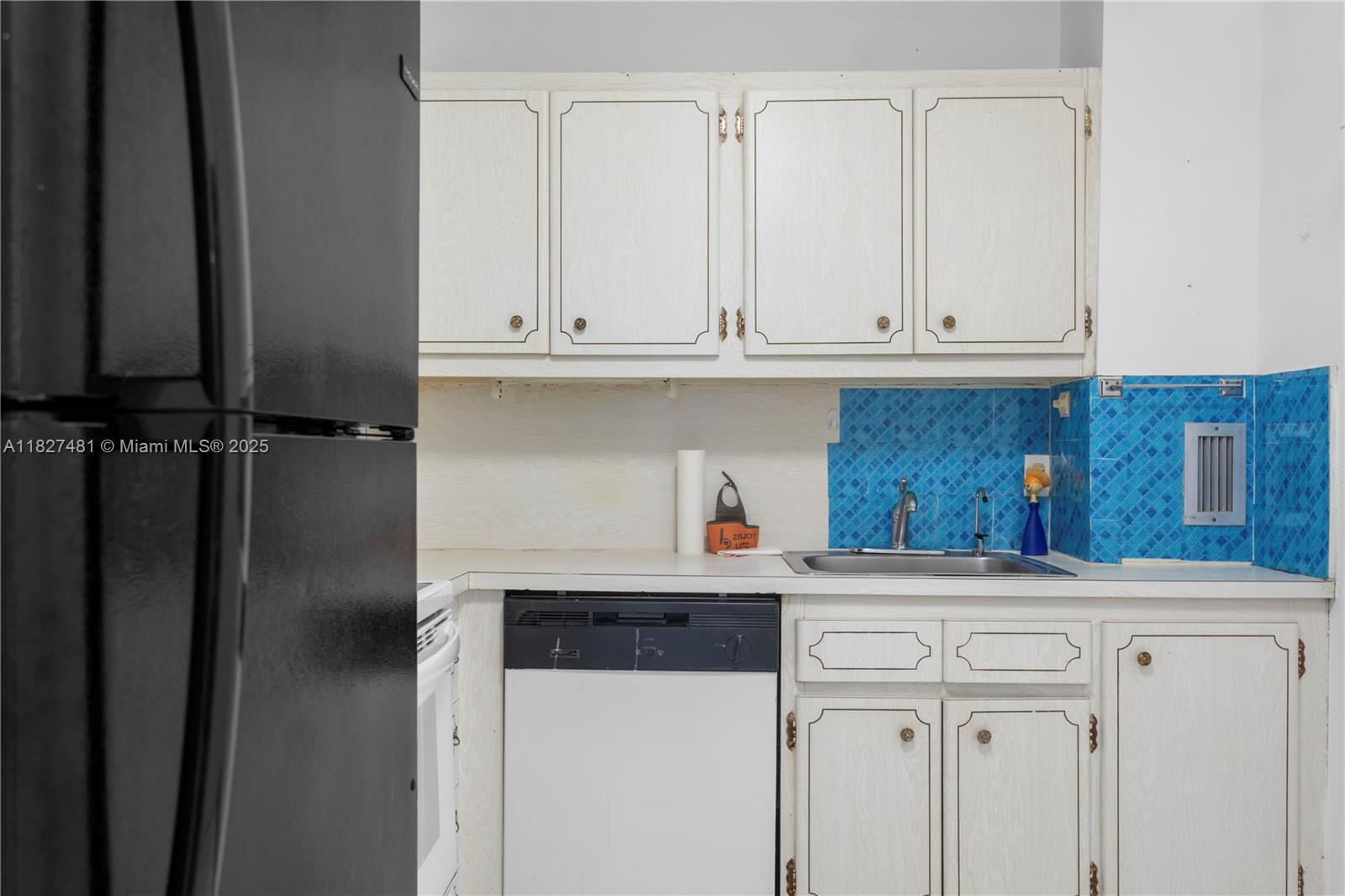 Property photo # 4
