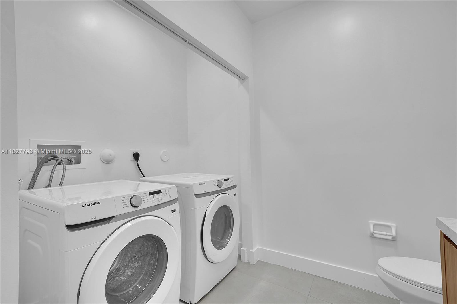 16400 Sapphire Pl, Weston, Florida image 22