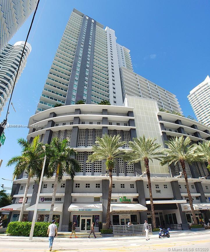 Apartamento para Alugar em Miami, FL