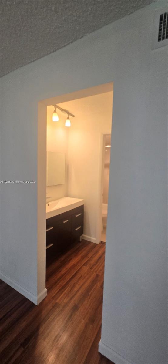 1235 Mariposa Ave #8, Coral Gables, Florida image 7