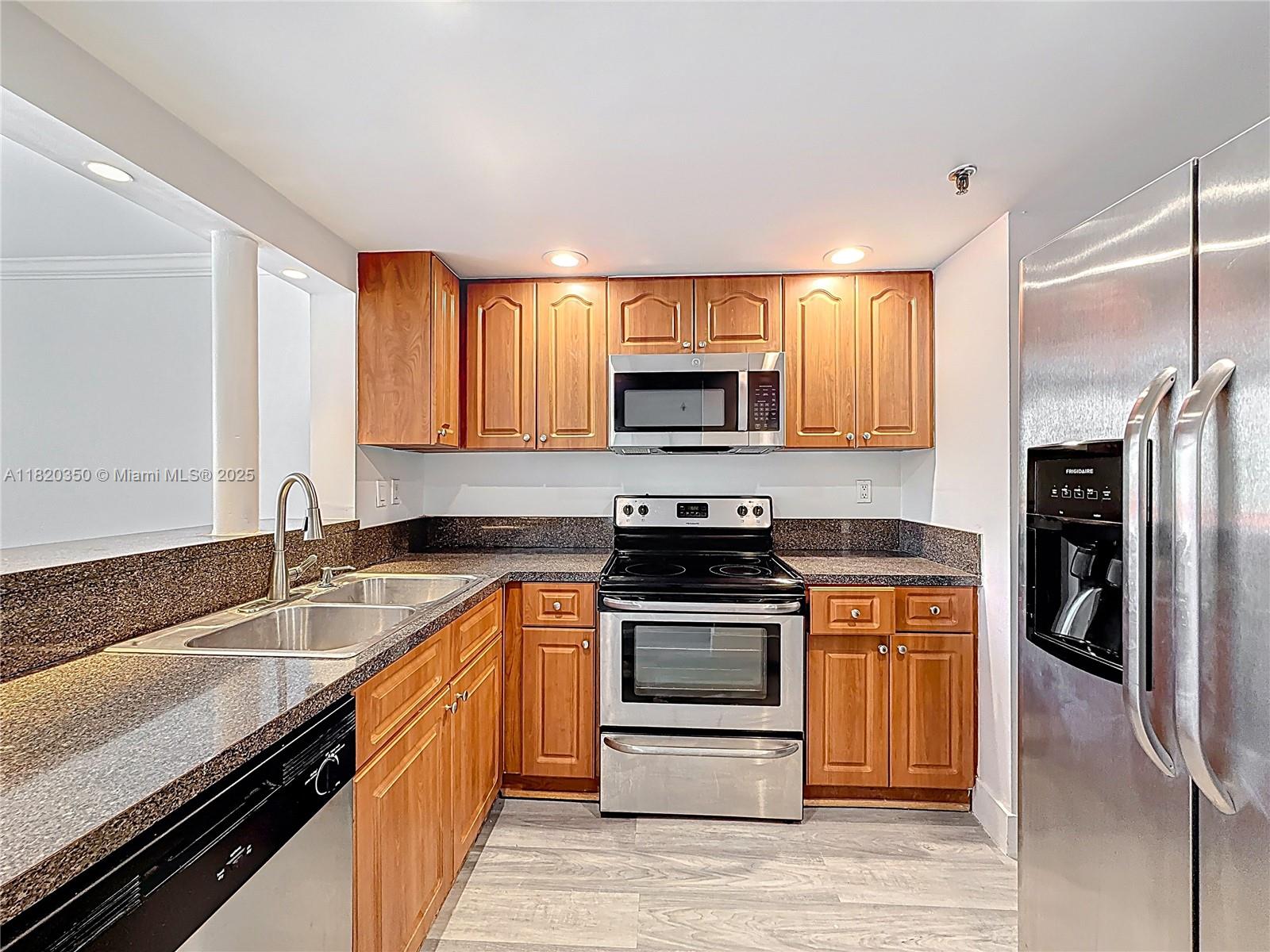 Property photo # 3
