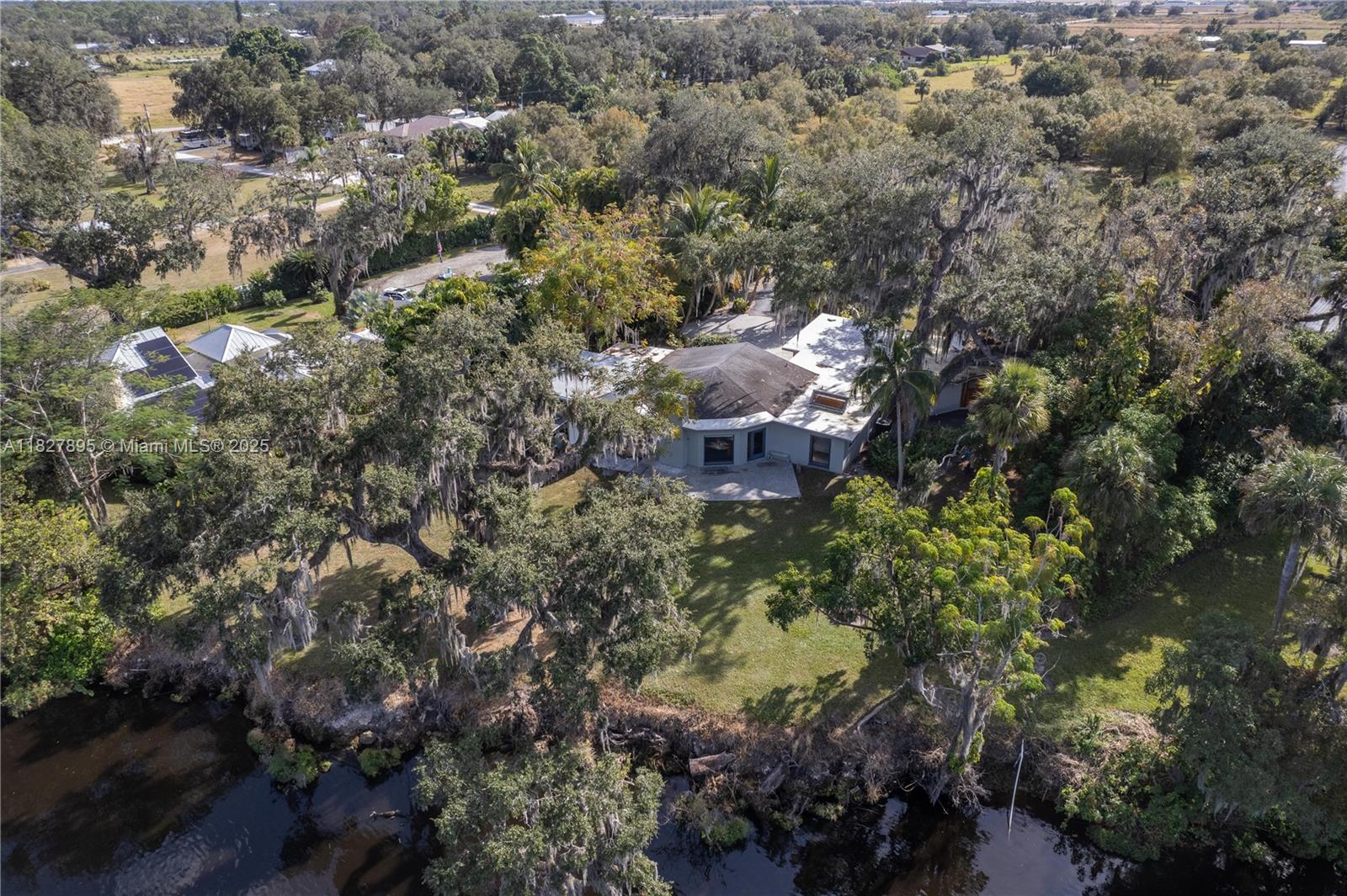2050 Fort Denaud Rd, La Belle, Florida image 15