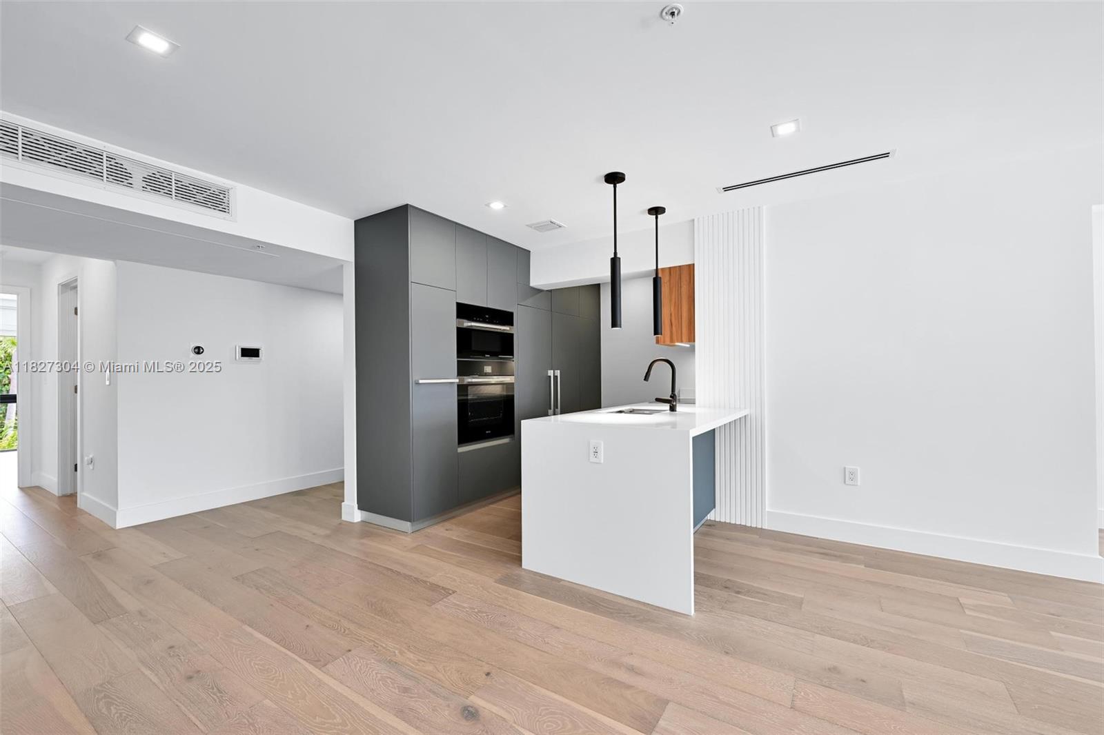 200 Sunrise Dr #200C, Key Biscayne, Florida image 2
