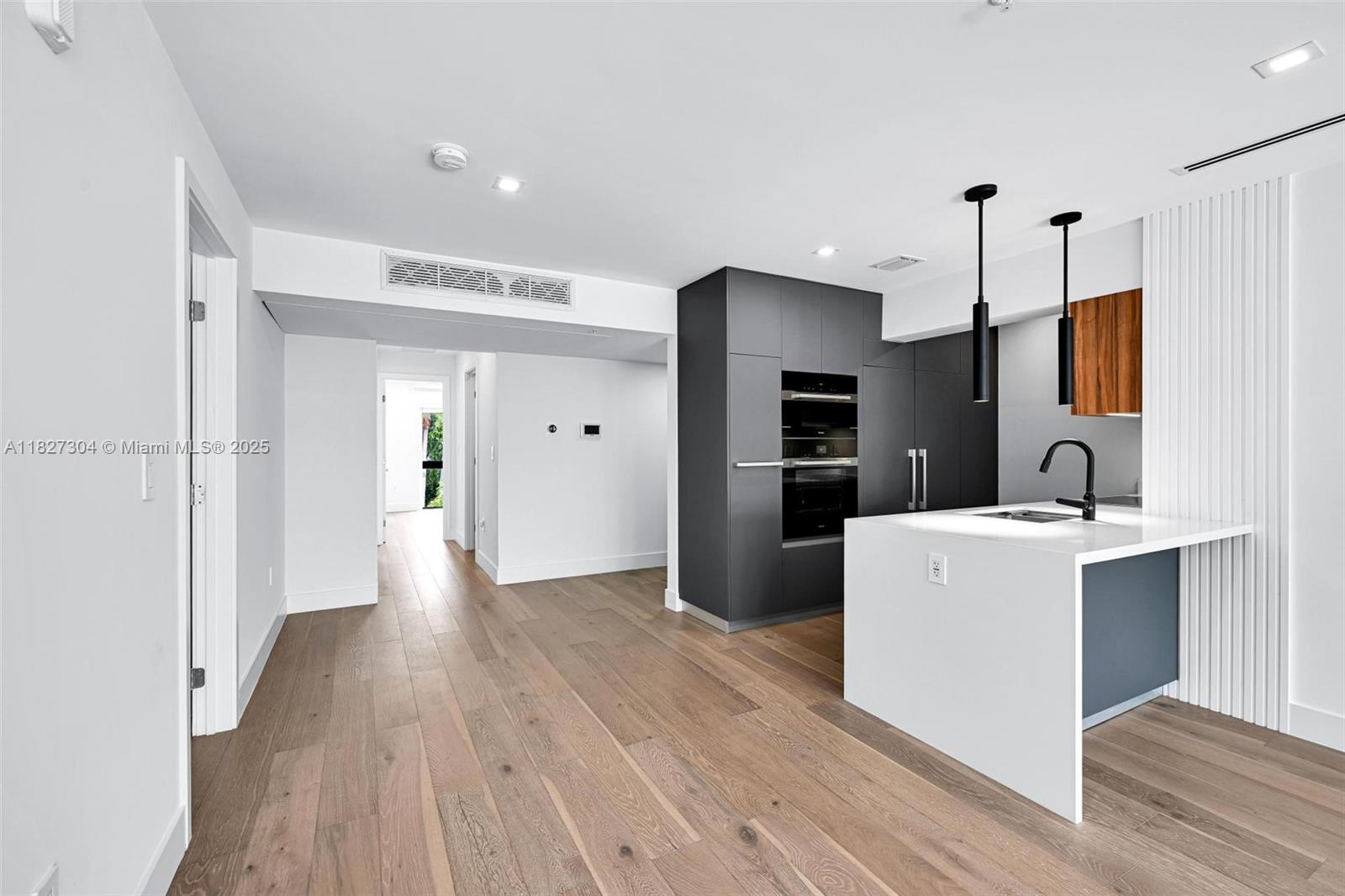 200 Sunrise Dr #200C, Key Biscayne, Florida image 3