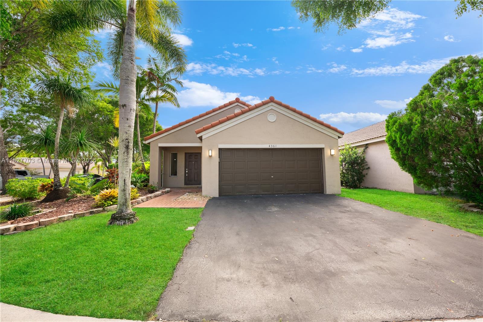 4361 Mahogany Ridge Dr, Weston, Florida image 10