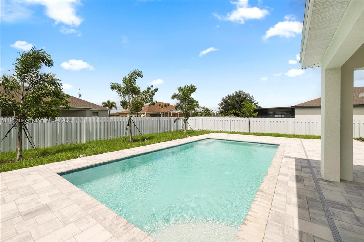 1119 Nw 19th St, Cape Coral, Florida image 1