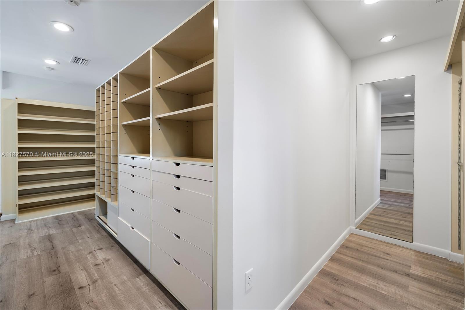 3500A Flamingo Dr, Miami Beach, Florida image 31