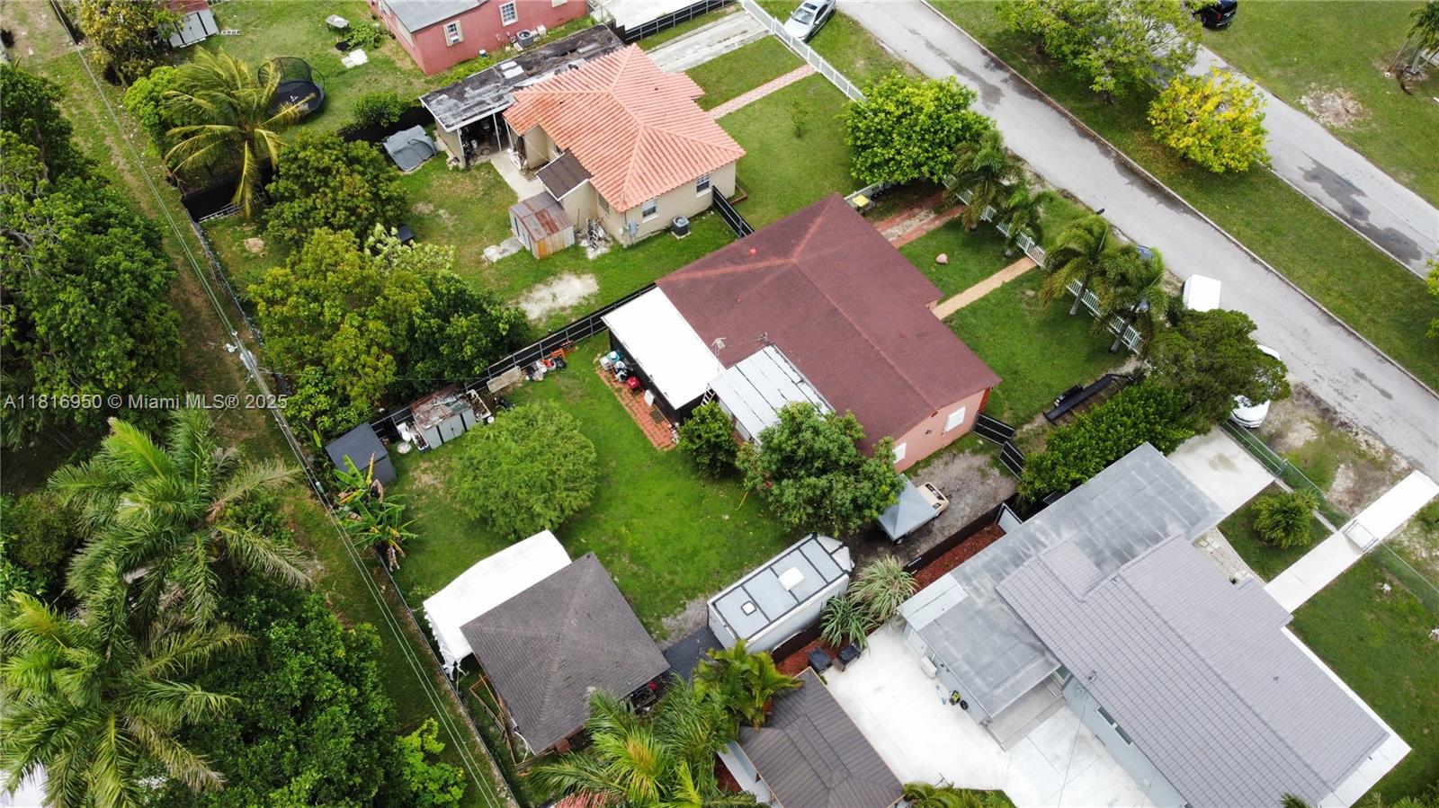 916 NW 3rd Ave, Homestead, Florida image 35