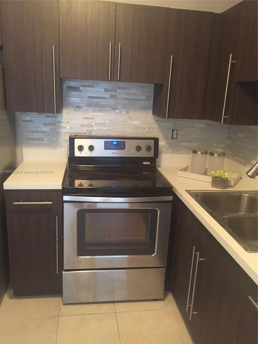 Property photo # 9