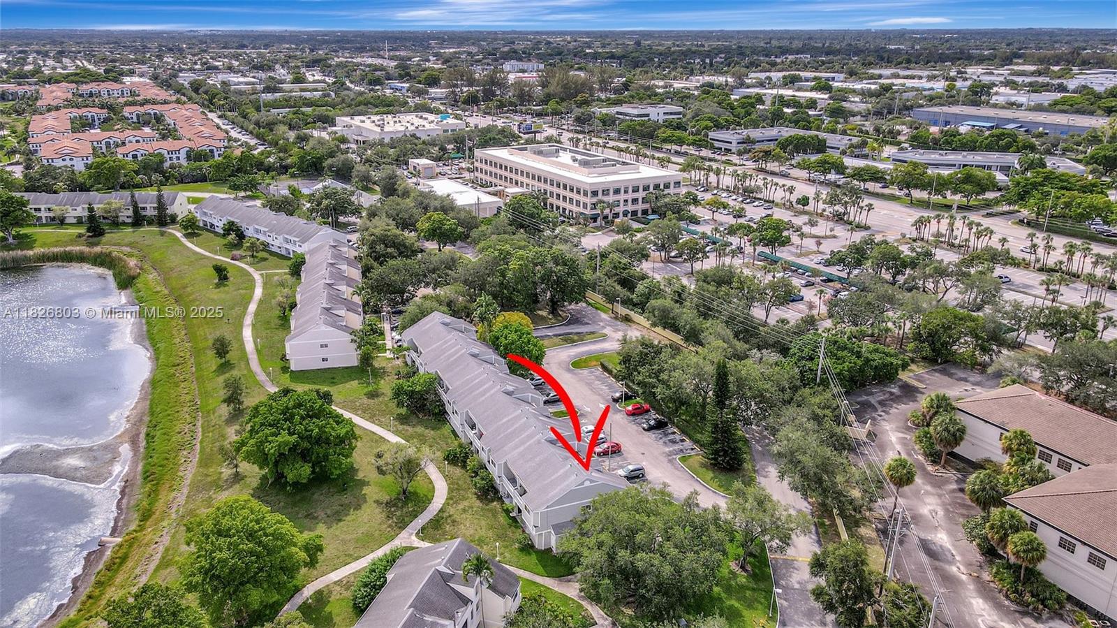 Residential, Oakland Park, Florida image 9