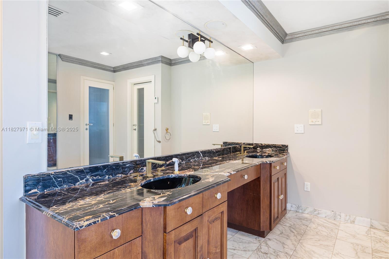 1375 N Biscayne Point Rd, Miami Beach, Florida image 32