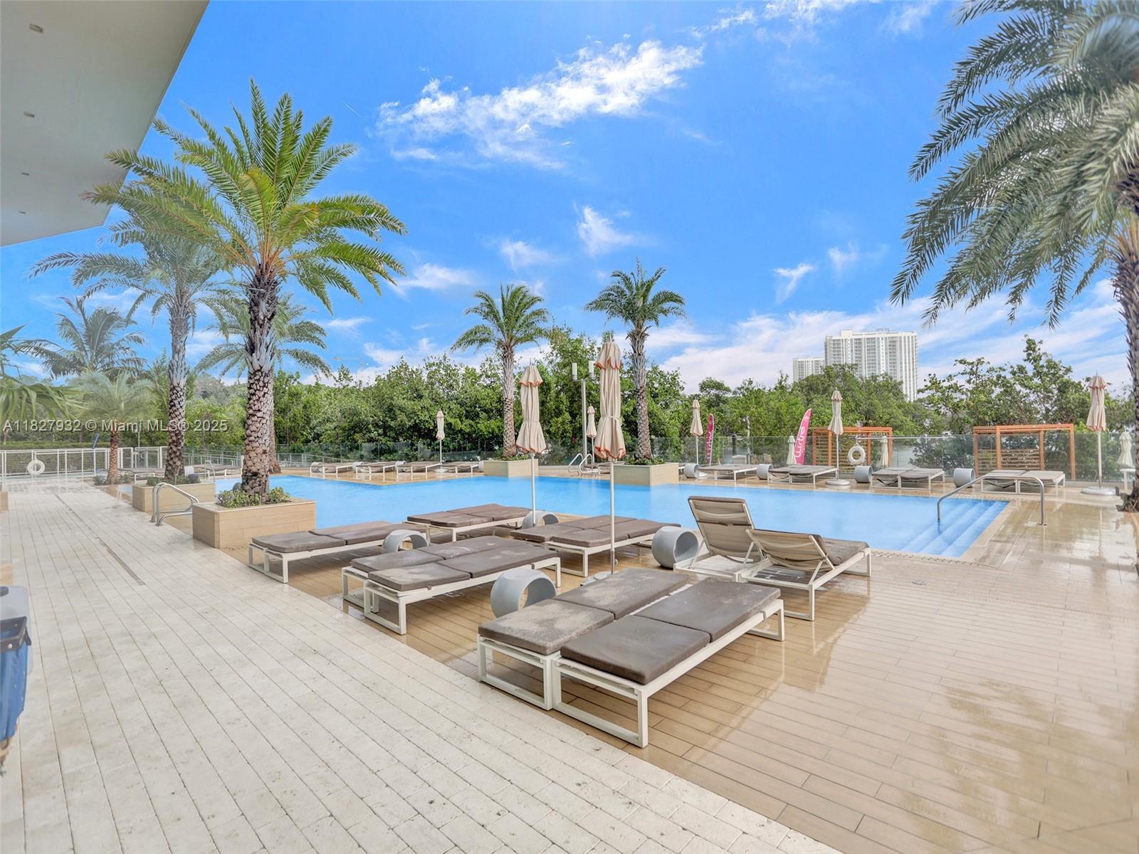 16385 Biscayne Blvd #403, North Miami Beach, Florida image 19