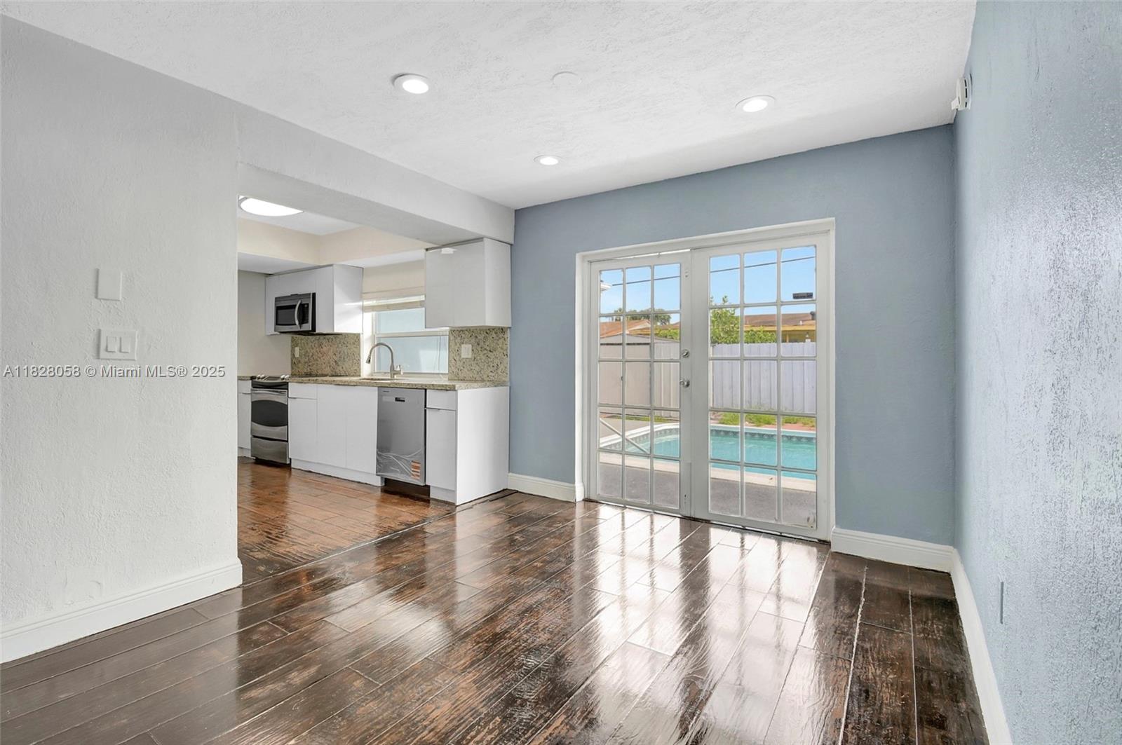 Property photo # 9