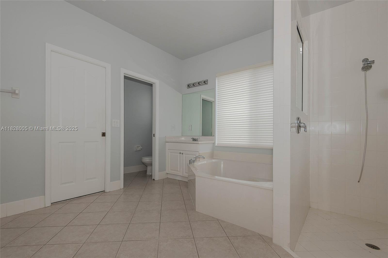 3843 Oak Ridge Cir, Weston, Florida image 20