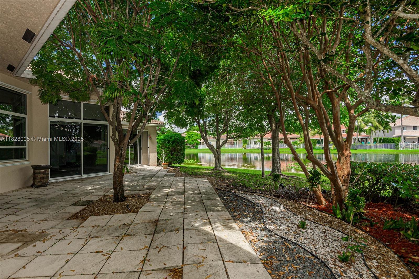 3843 Oak Ridge Cir, Weston, Florida image 36