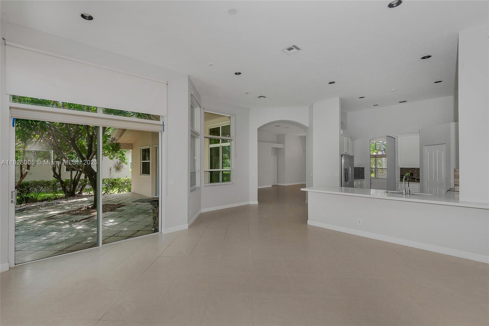 3843 Oak Ridge Cir, Weston, Florida image 9
