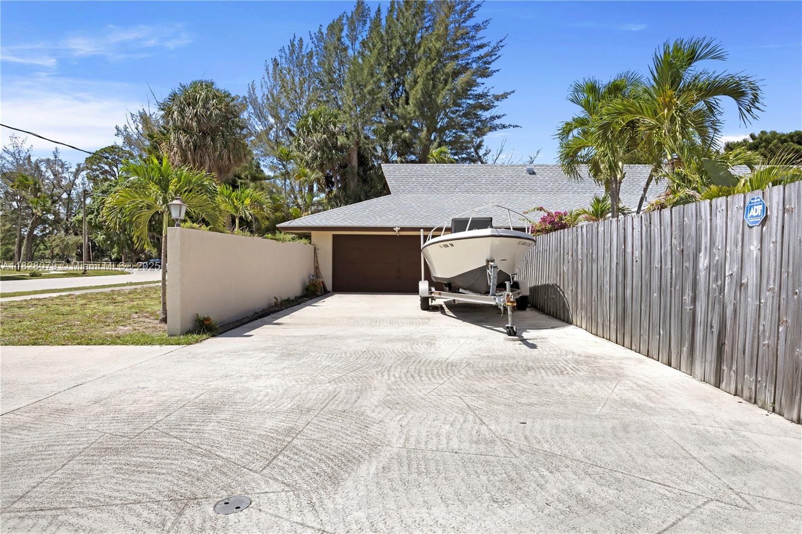 3410 Lake Osborne Dr, Lake Worth, Florida image 38