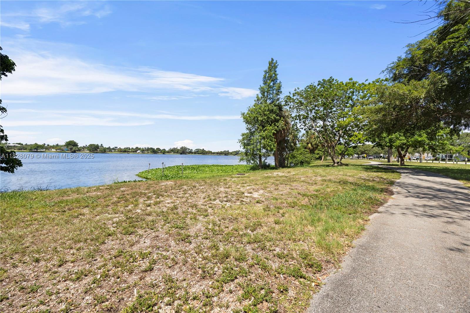 3410 Lake Osborne Dr, Lake Worth, Florida image 40