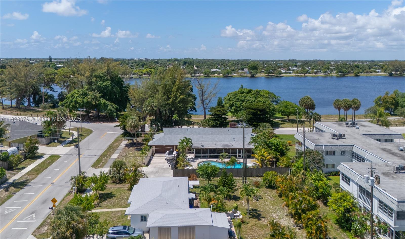 3410 Lake Osborne Dr, Lake Worth, Florida image 43