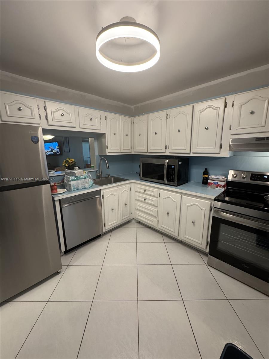 4050 NW 42nd Ave #315, Lauderdale Lakes, Florida image 1
