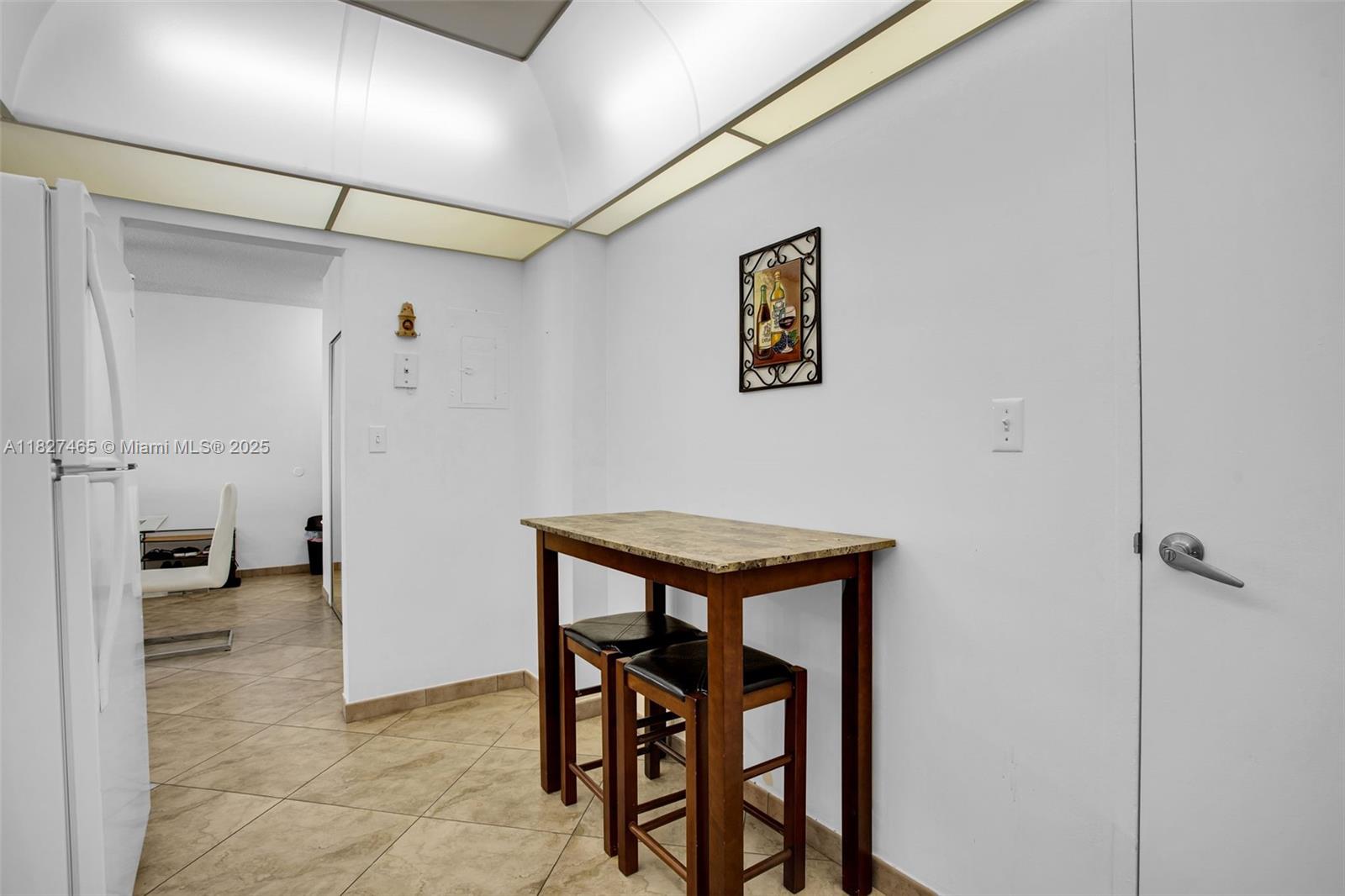 Property photo # 2