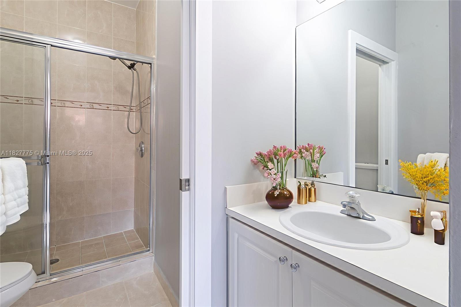 Property photo # 4