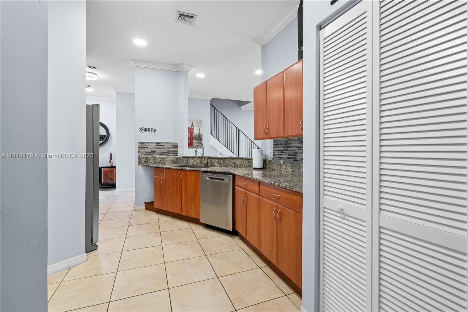 2927 SW 18 Th Terrace, Fort Lauderdale, Florida image 12
