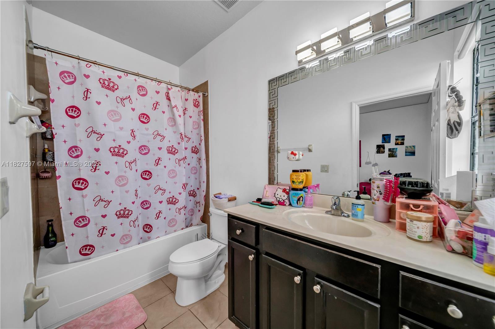 3574 W 88th Ter, Hialeah, Florida image 25