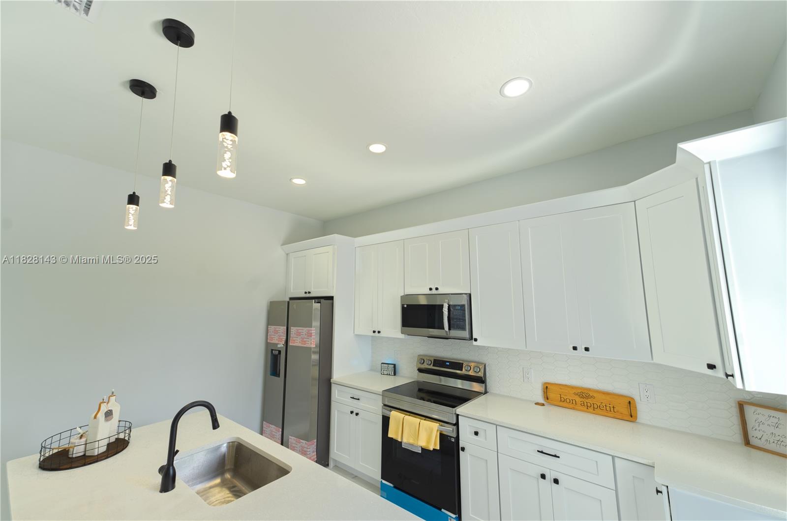 Property photo # 7