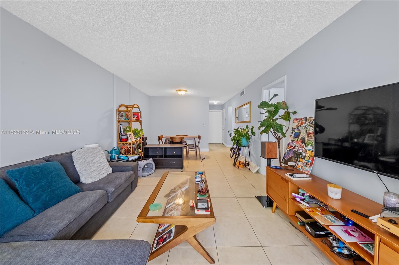 716 Michigan Ave #302, Miami Beach, Florida image 4