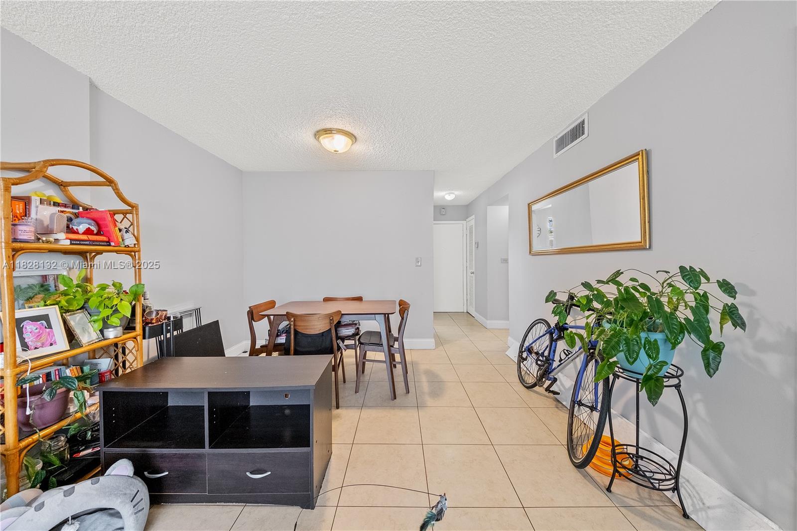 716 Michigan Ave #302, Miami Beach, Florida image 9