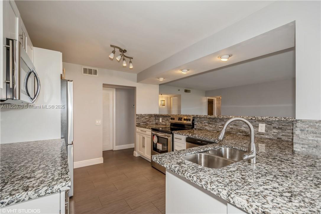 Property photo # 8