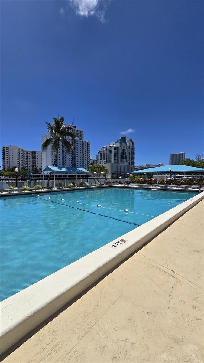 1000 Parkview Dr #218, Hallandale Beach, Florida image 20