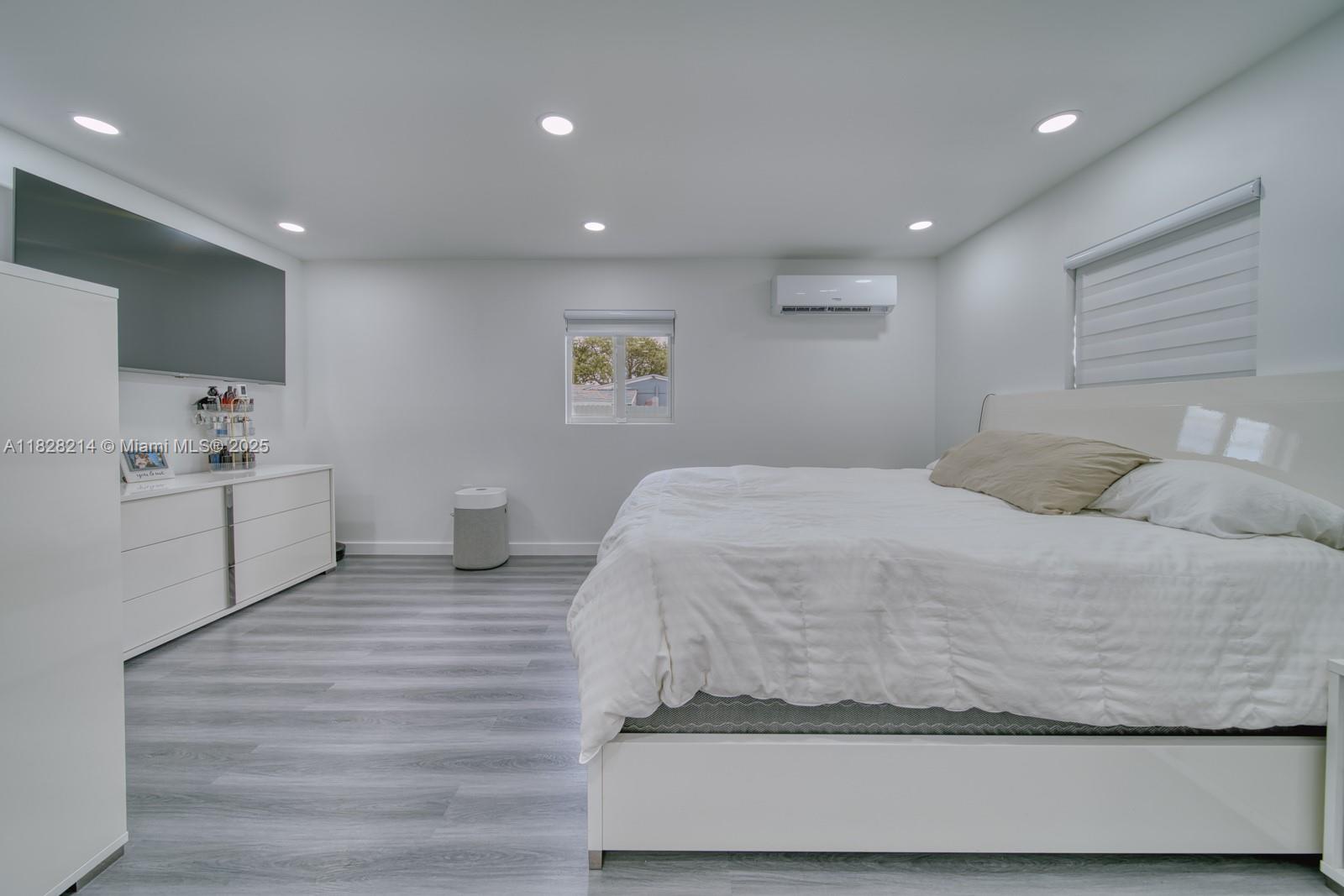 6641 Greene St, Hollywood, Florida image 24