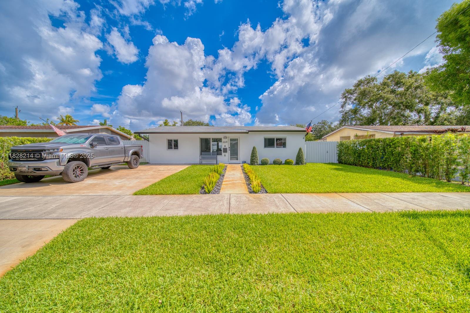 6641 Greene St, Hollywood, Florida image 3
