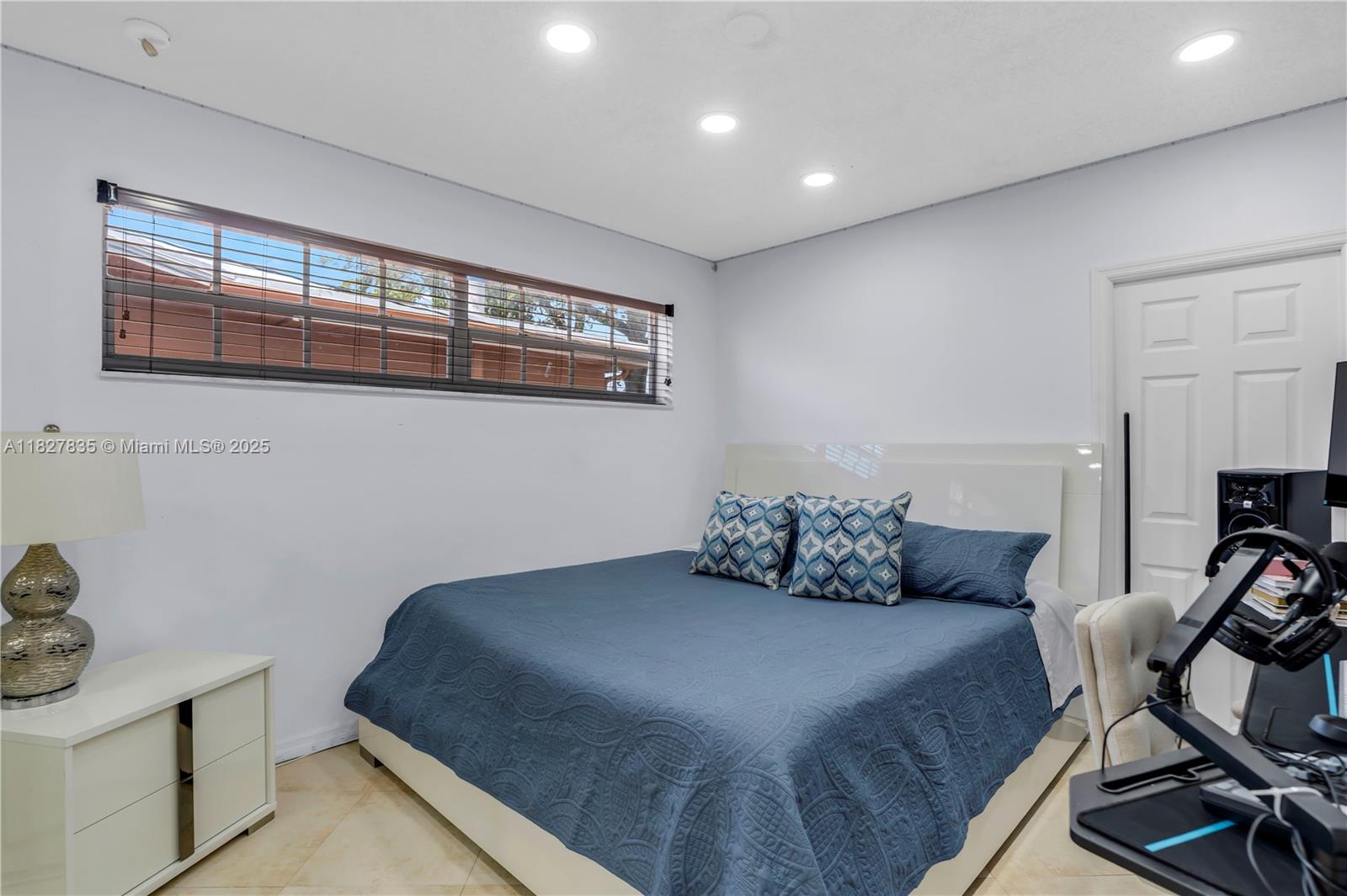 4911 SW 29th Ter, Dania Beach, Florida image 21