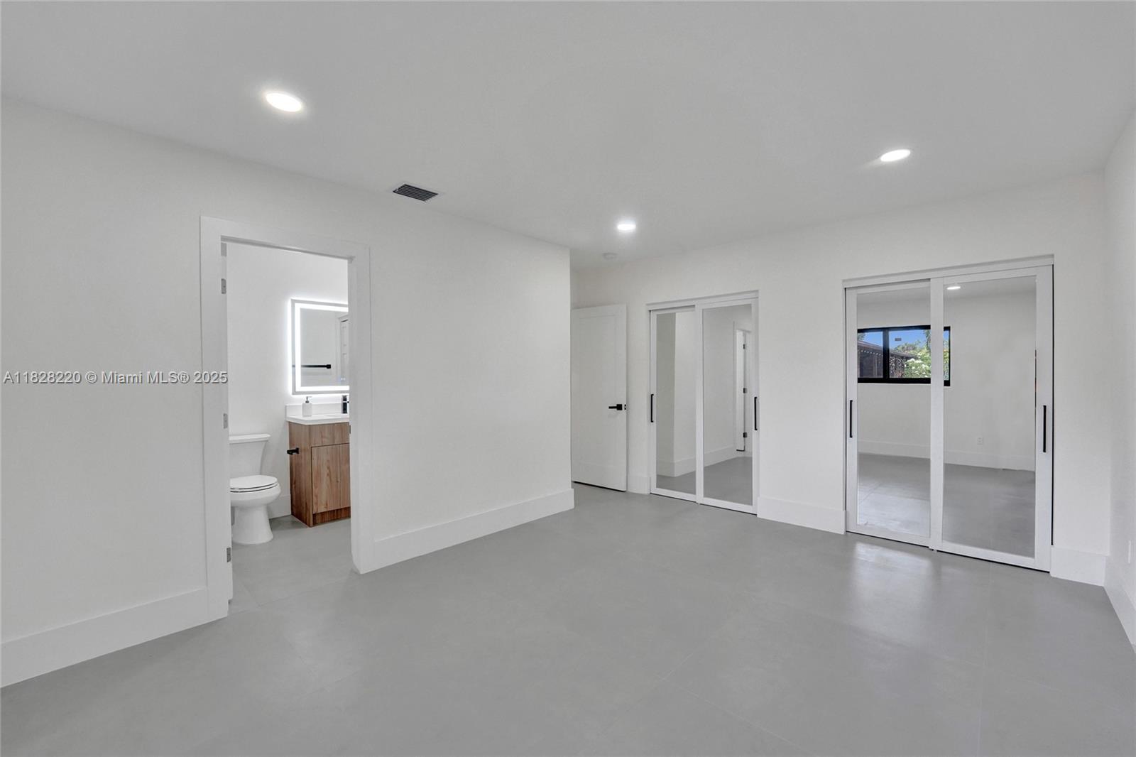 5850 Rose Ter, Plantation, Florida image 28