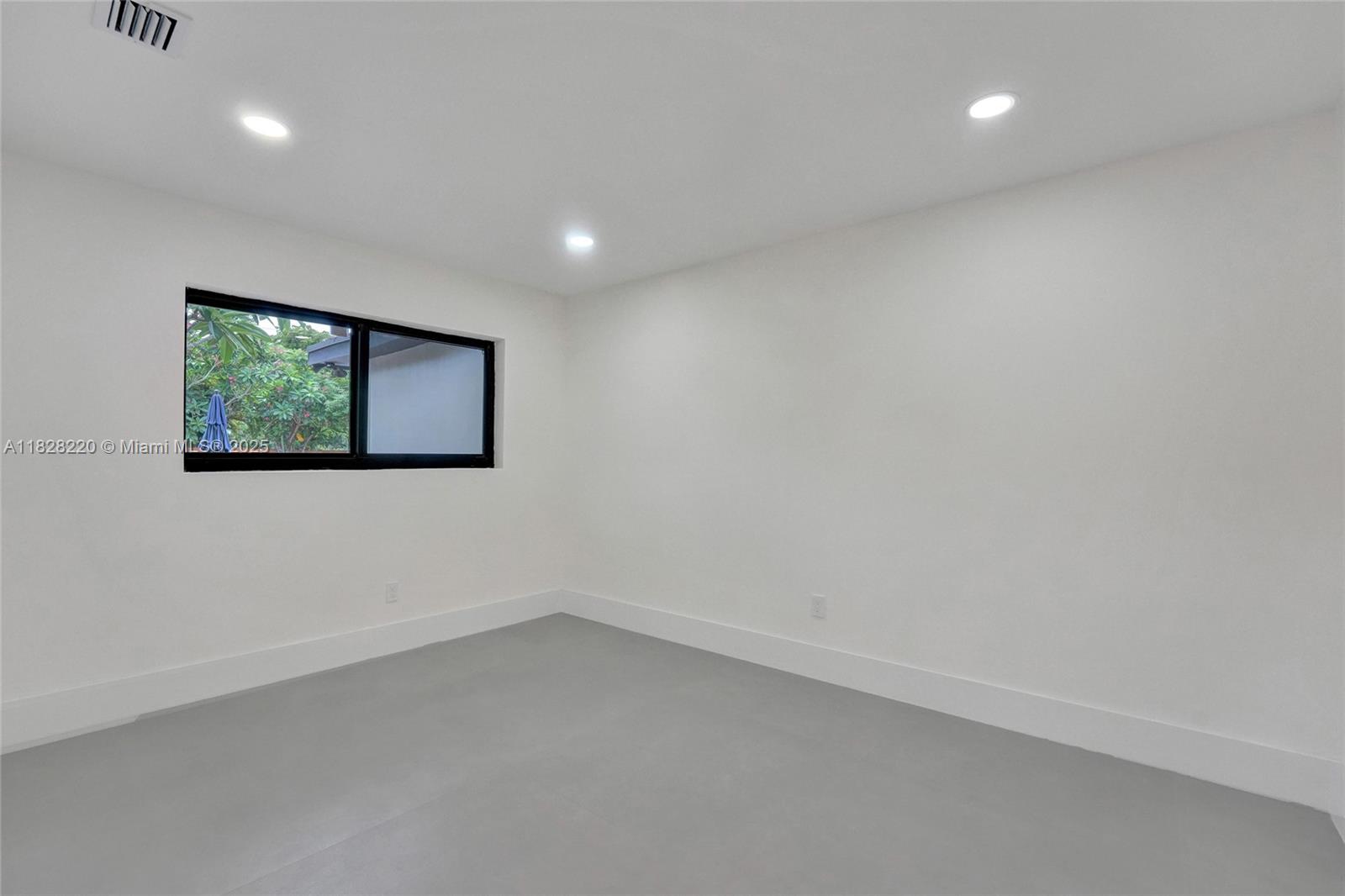 5850 Rose Ter, Plantation, Florida image 31