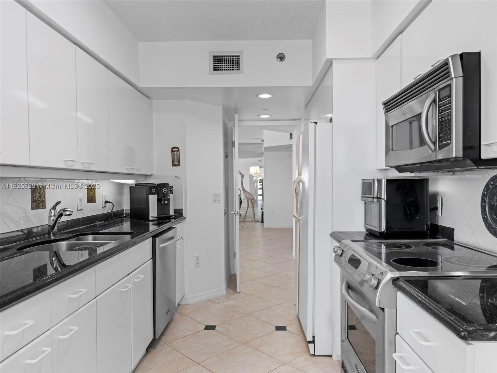 16445 Collins Ave #726, Sunny Isles Beach, Florida image 13