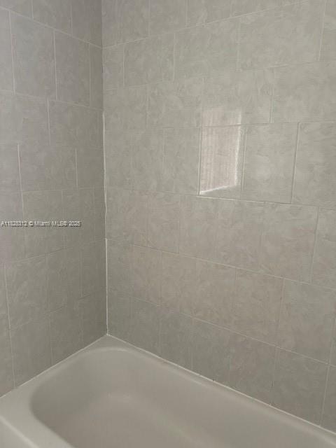 453 Lakeview Dr #1, Weston, Florida image 8
