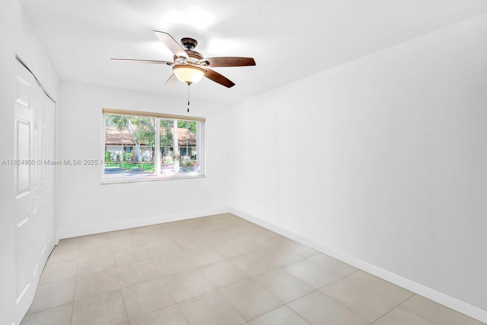 1621 NW 96th Ter, Pembroke Pines, Florida image 17