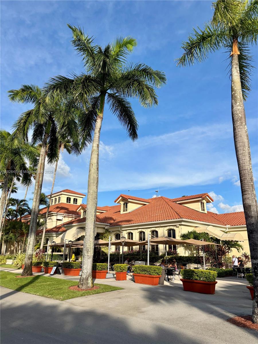9725 Nw NW 52nd St #415, Doral, Florida image 14