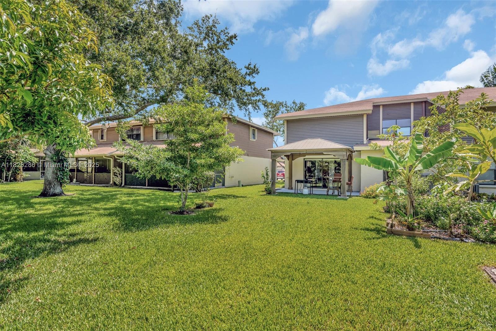 6181 Pine Tree Ln #B, Tamarac, Florida image 43