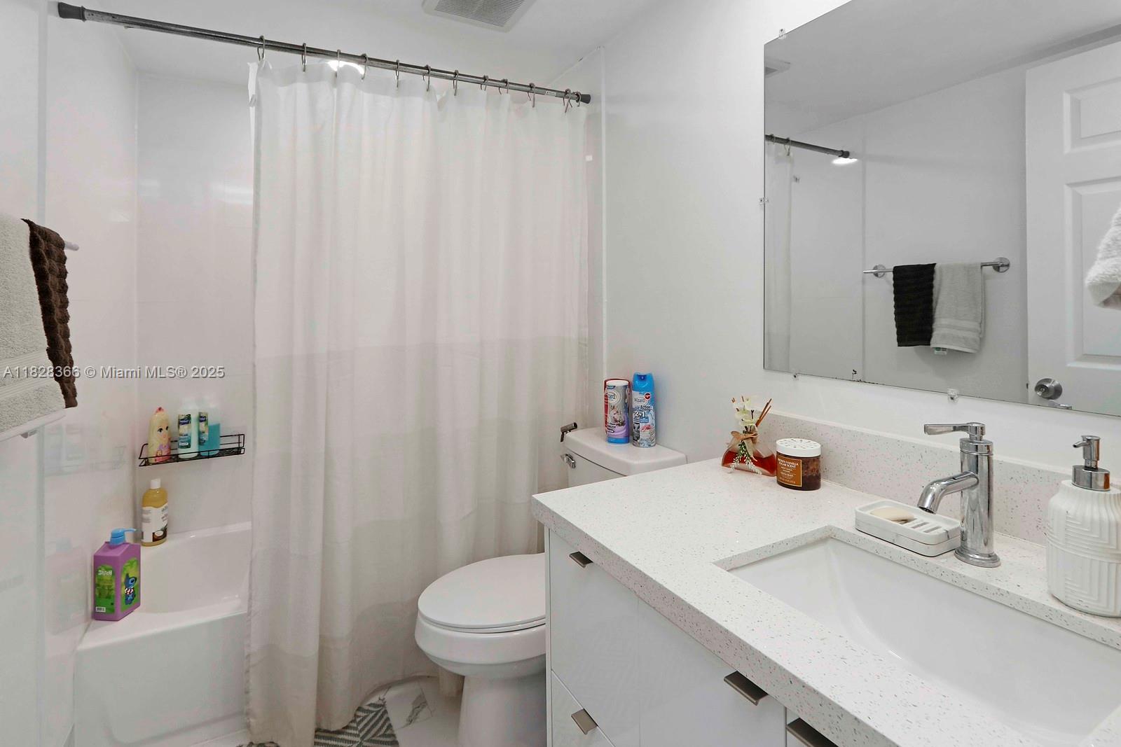 9917 W Okeechobee Rd #3-303, Hialeah Gardens, Florida image 21