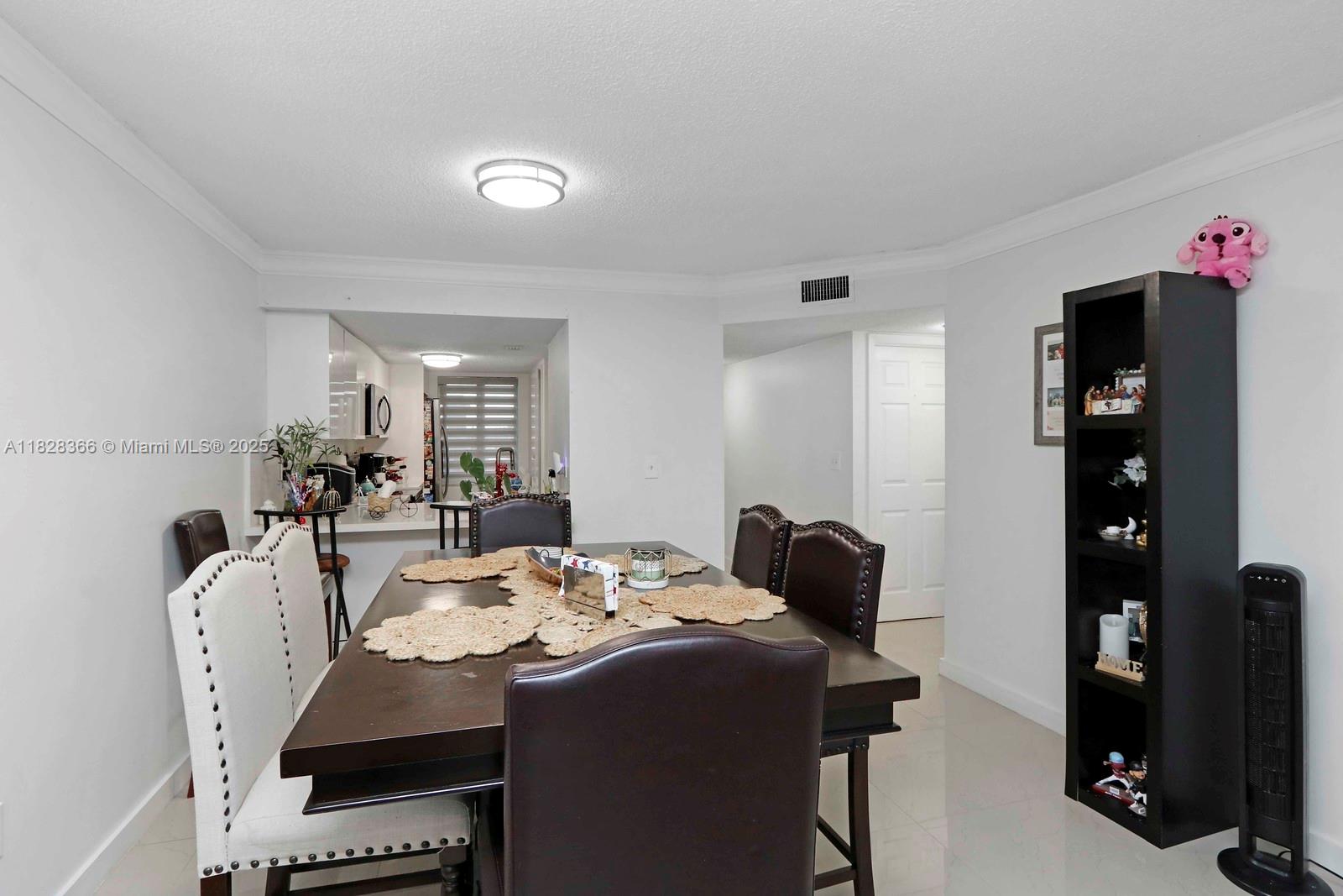 9917 W Okeechobee Rd #3-303, Hialeah Gardens, Florida image 7