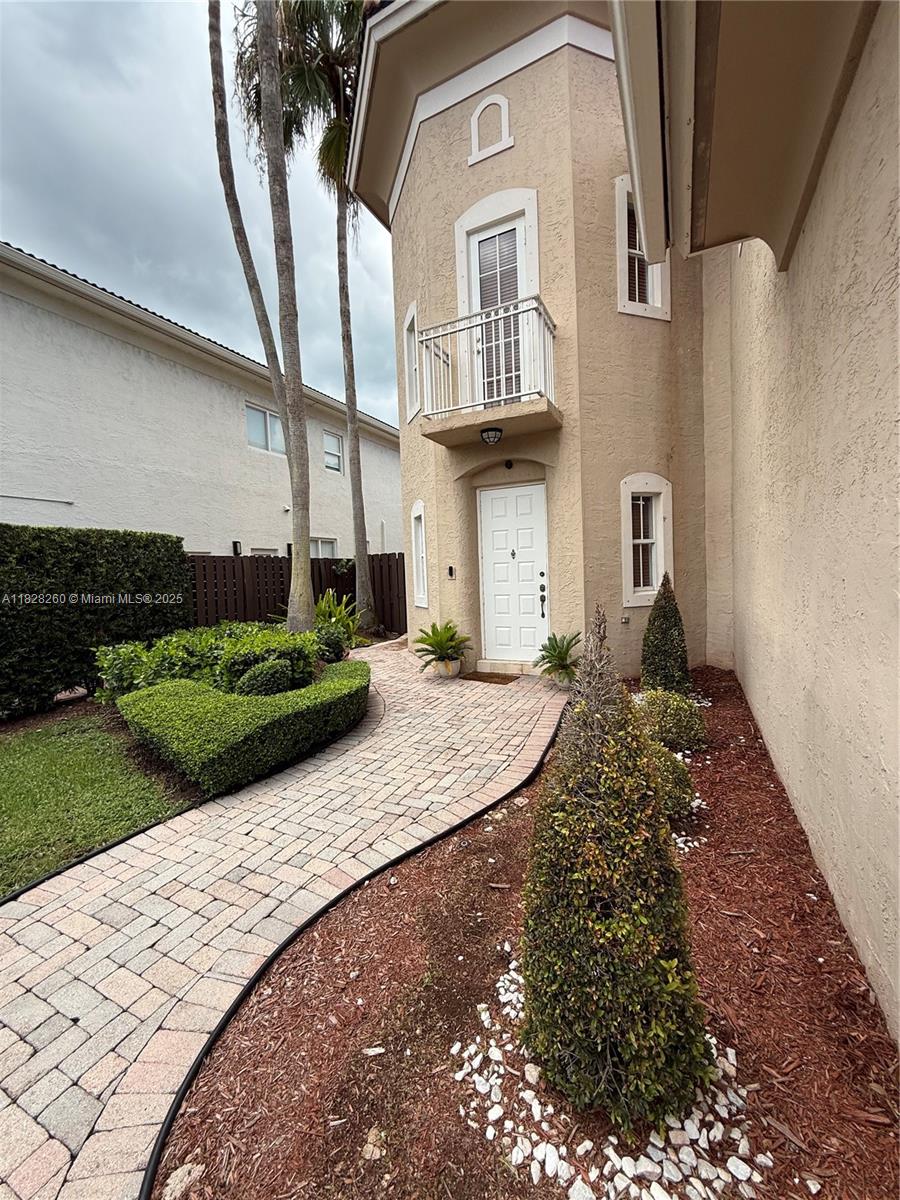 11153 NW 71st Ter, Doral, Florida image 6