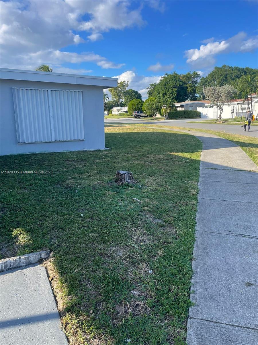 1501 NW 3rd Way, Pompano Beach, Florida image 3