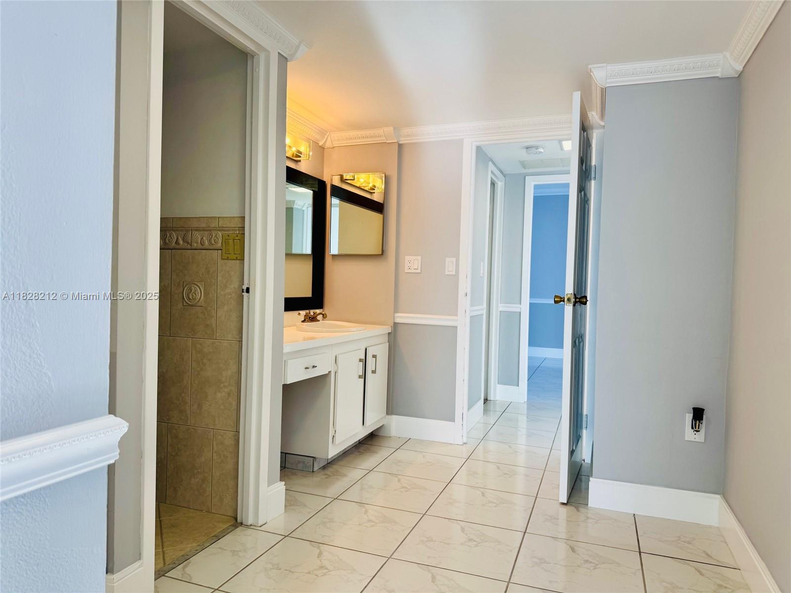 3625 N Country Club Dr #2009, Aventura, Florida image 21