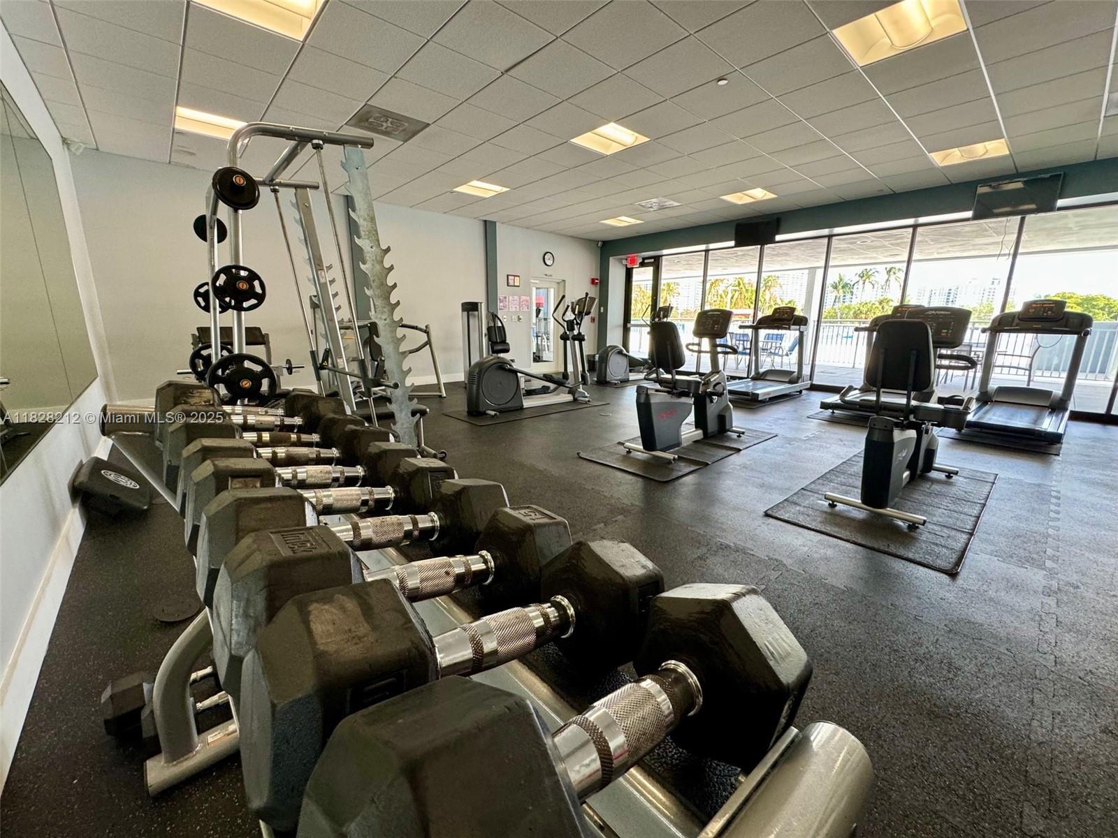 3625 N Country Club Dr #2009, Aventura, Florida image 37